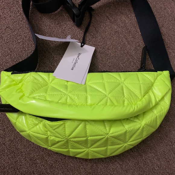 VeeCollective fanny pack - Picture 1 of 2